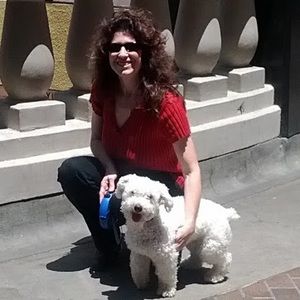 Meet your Posher, Elaine